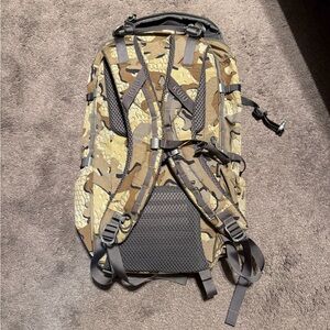 KUIU Multi-Tone Camo Backpack